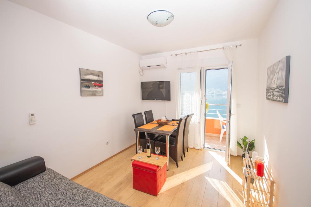 Apartmani Mrsic Risan Ngoại thất bức ảnh